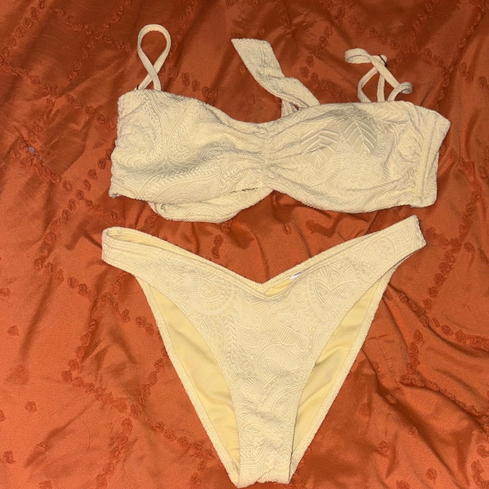 Hollister bikini set